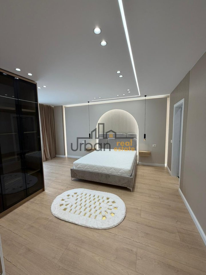 For sale, 2+1+2 Apartment, Astir, Tirana - 16,500,000 Lek| 108.7 m²