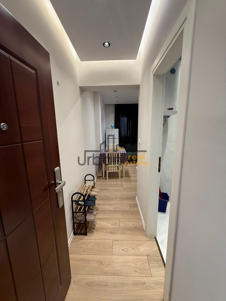 Qera, Apartament 1+1 ,  Ish Stacioni i Trenit, Tiranë - 40.000 Lekë | 55 m²