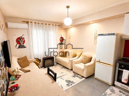 Qera, Apartament 1+1 ,Pranë Shkollës së Bashkuar, Tiranë - 45,000 Lekë | 50 m²