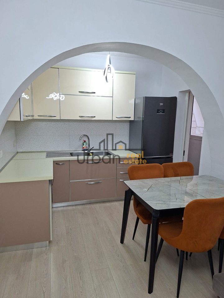Affitto, Appartamento 2+1, Irfan Tomini, Tirana - 65.000 LEK | 80 m²