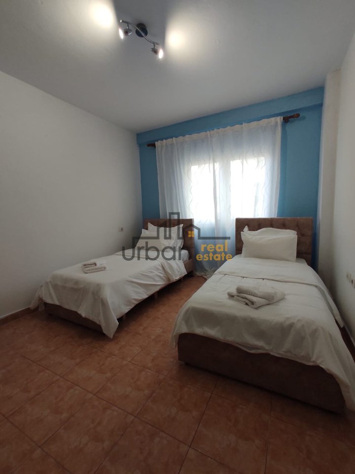 Rent, Apartment 3+1+2, Fresku, Tirana - 60,000 Lek | 120 m²