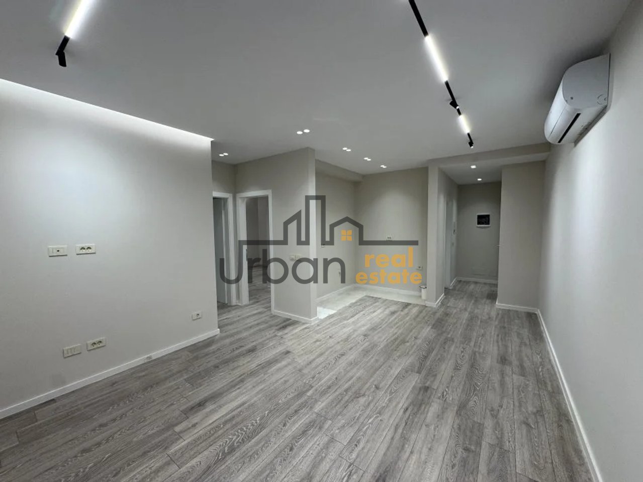 Qera, Apartament 2+1+2 ,Mine Peza , Tiranë - 1000€ | 104 m²