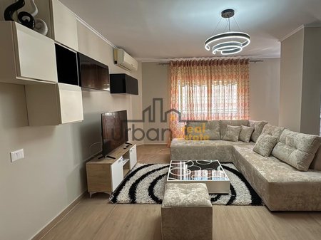 Affitto, Appartamento 2+1, Comune di Parigi, Tirana - 80.000 lek | 110 m²
