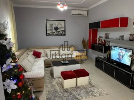 Shitet, Shtëpi private, 1-kateshe, Pezë, Tiranë - 150,000€ | 121.6 m²