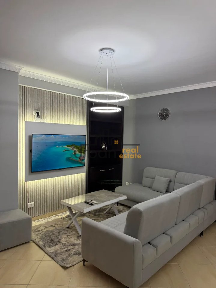 Qera,  Apartament 2+1+2 , Kodra e Diellit, Tiranë - 750€ | 108 m²