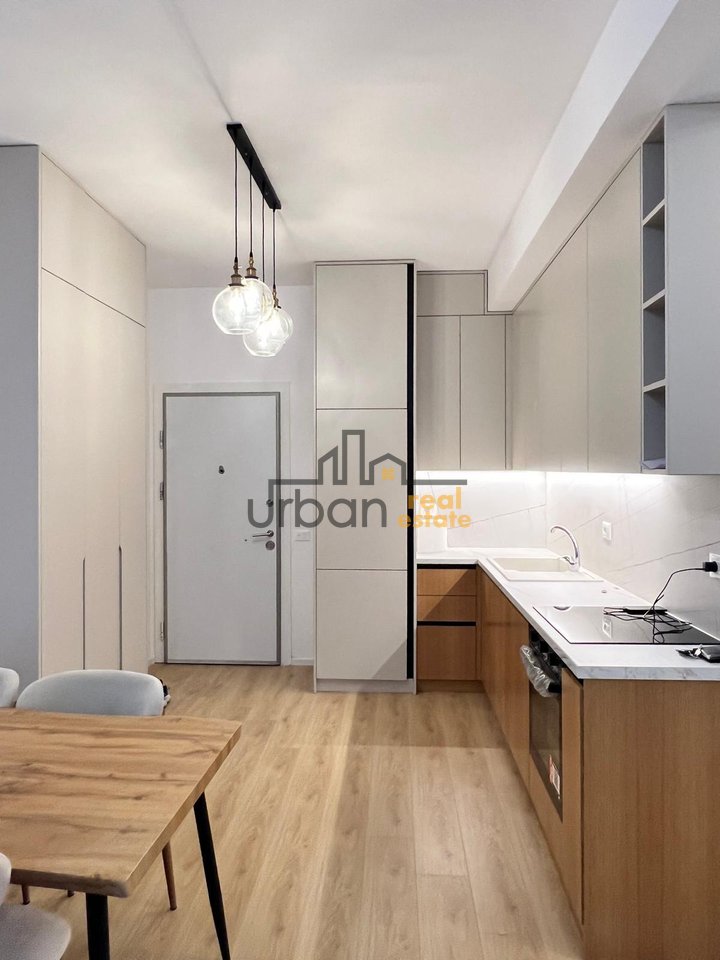 Qera, Apartament 2+1, Kompleksi Kadiu, Tiranë - 50.000 Lekë | 72.3 m²