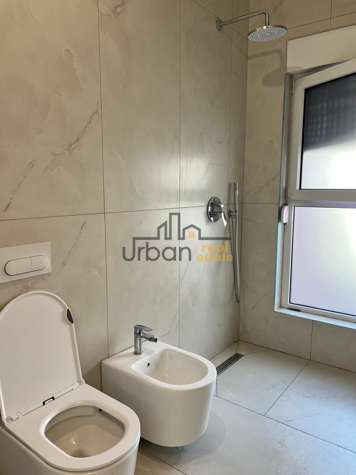 Qera, Apartament 2+1, Kompleksi Kadiu, Tiranë - 50.000 Lekë | 72.3 m²