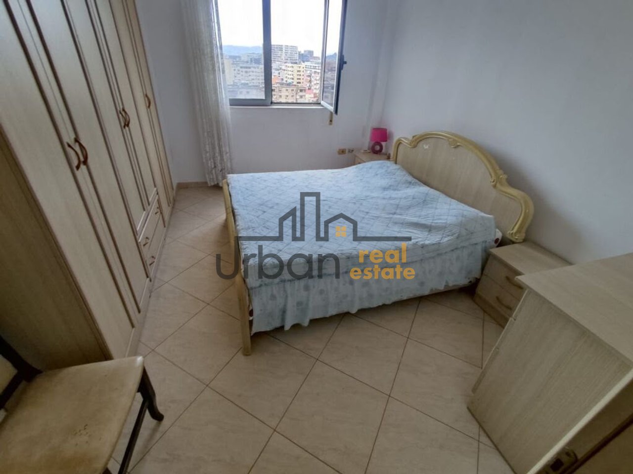 Qera,  Apartament 2+1+2,  Rruga Fortuzi, Tiranë - 70.000 Lekë | 110 m²