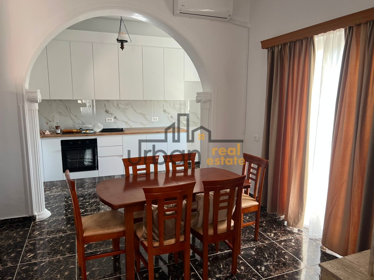 Affitto, Appartamento 2+1, Ali Demi, Tirana - 700€ | 100 m²