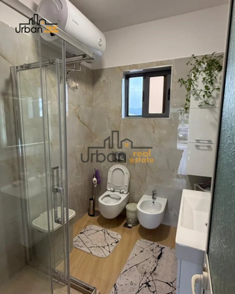 Shitet, Shtëpi private, 1-kateshe, Pezë, Tiranë - 150,000€ | 121.6 m²