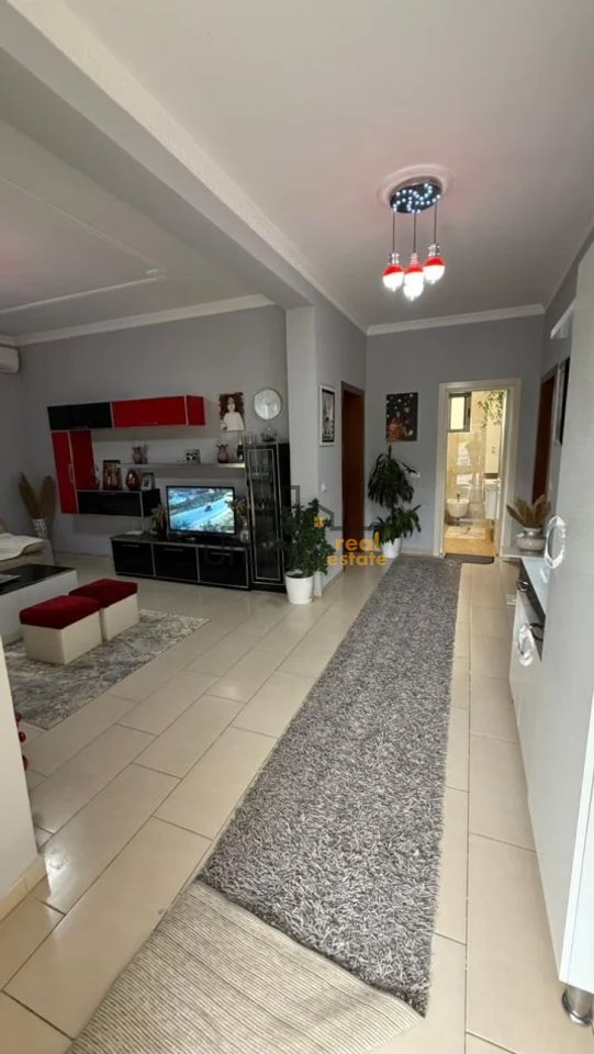 Shitet, Shtëpi private, 1-kateshe, Pezë, Tiranë - 150,000€ | 121.6 m²