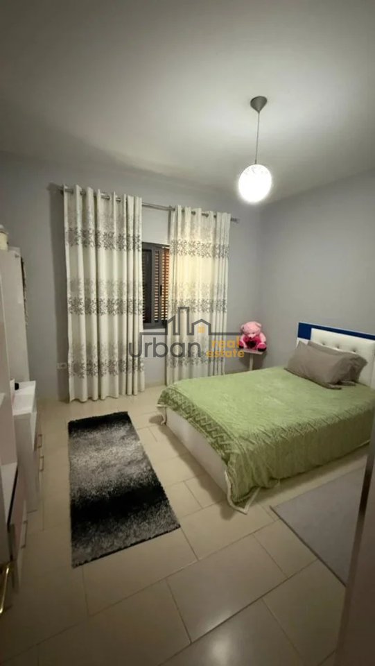 Shitet, Shtëpi private, 1-kateshe, Pezë, Tiranë - 150,000€ | 121.6 m²