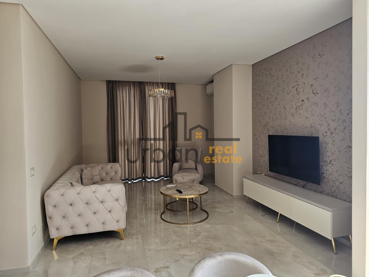 In affitto, Appartamento 2+1, Via Kavaja, Tirana - 900€ | 110 m²