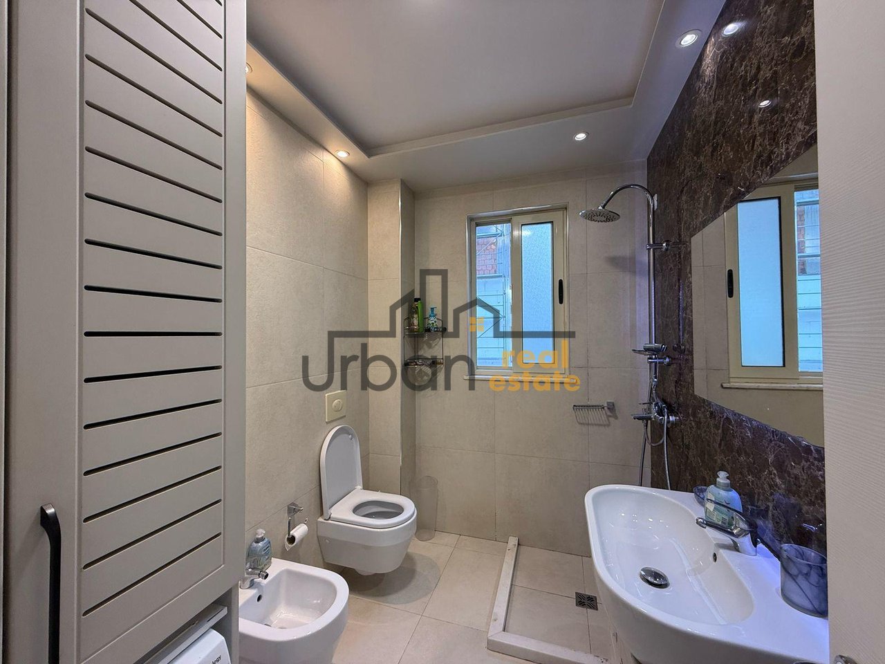 Rent, Apartment 2+1, Zoological Garden, Tirana - 750€ | 96 m²