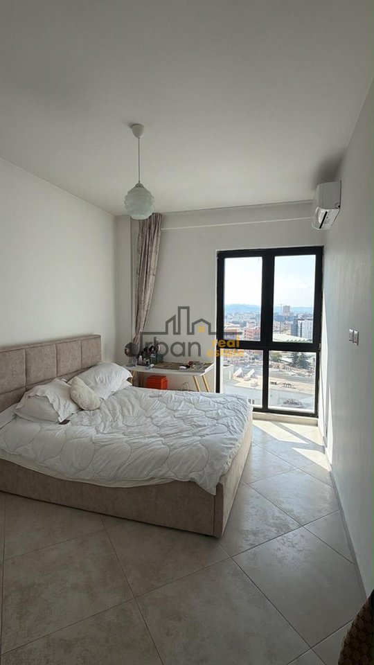 Qera,  Apartament 1+1 ,Farmacia 10, Tiranë - 60,000 Lekë | 72 m²