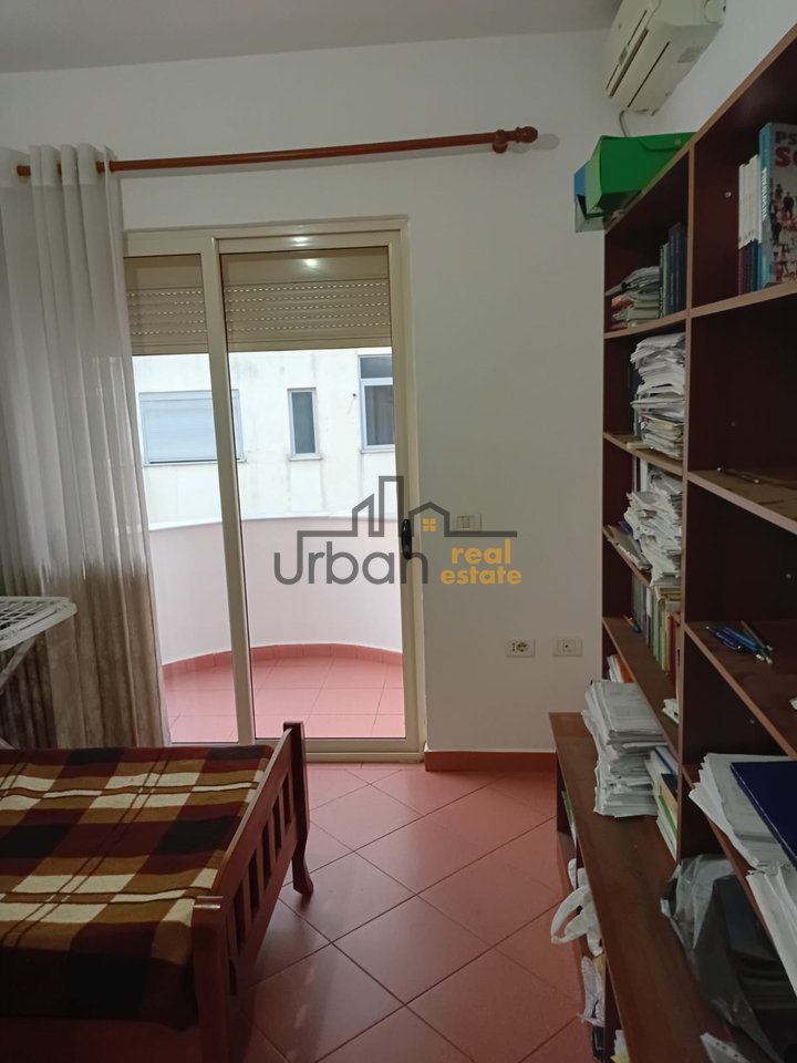 Rent, 2+1 Apartment, Fresku, Tirana - 42,000 Lek| 75 m²