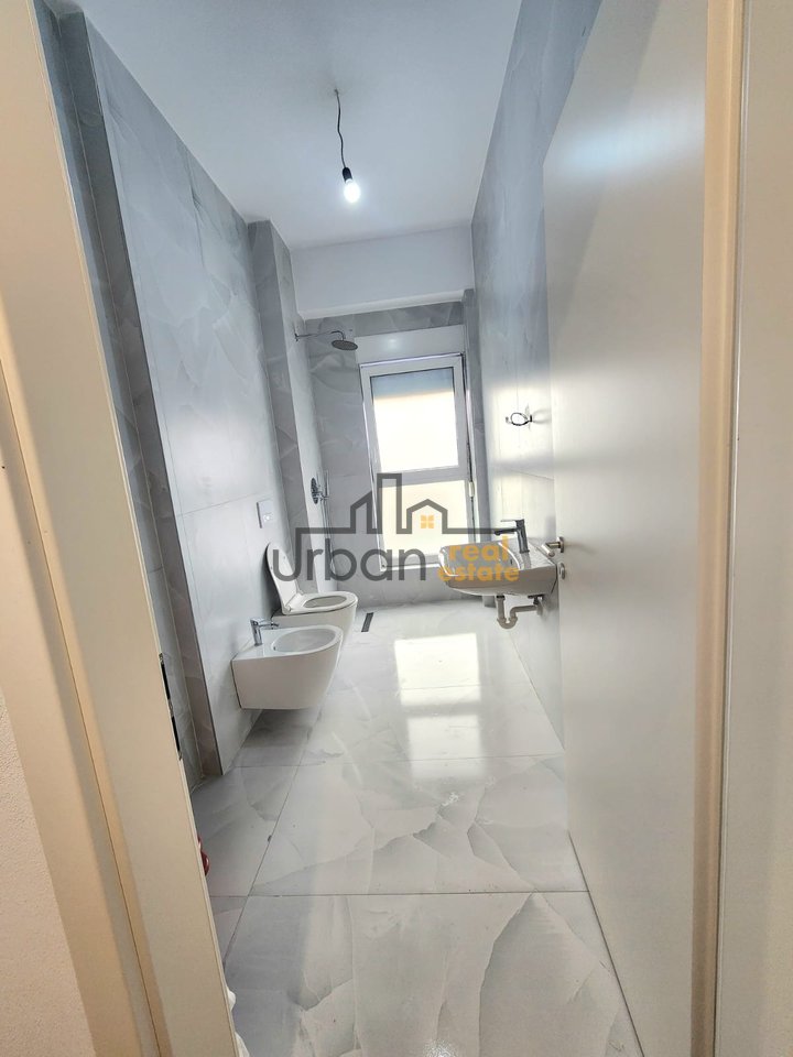 Qera, Apartament 1+1 , Kompleksi Kaimi, Tiranë - 38,000 Lekë | 55 m²