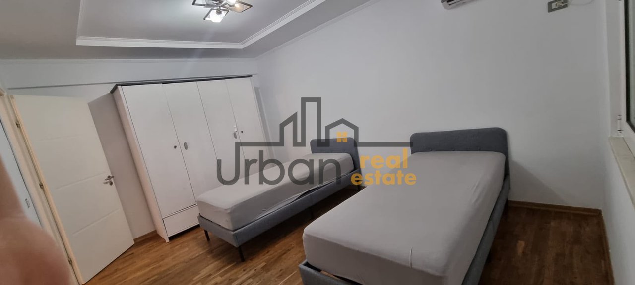 Qera,  Apartament 2+1 ,Sheshi Willson, Tiranë - 75.000 Lekë | 80 m²