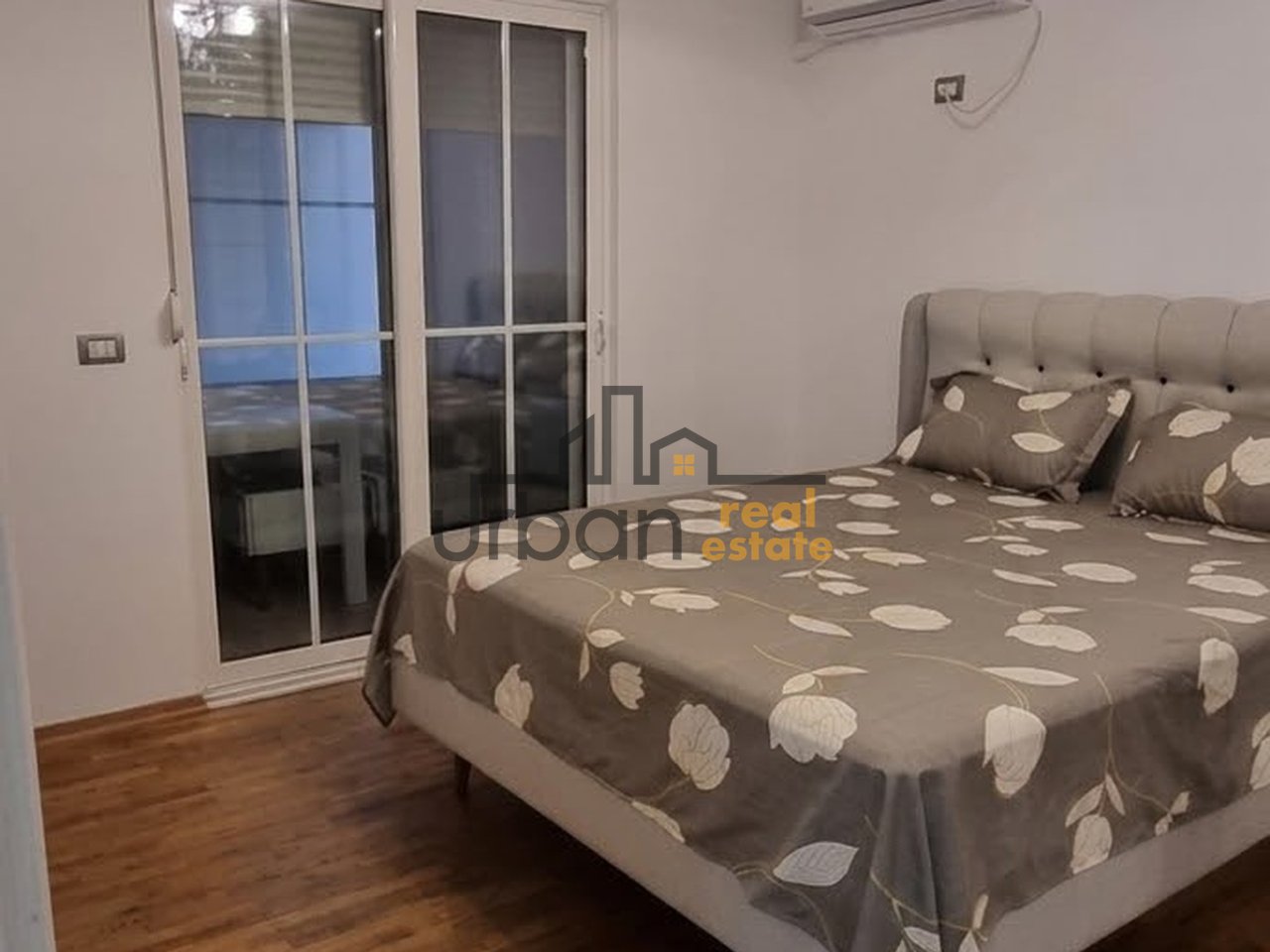 Qera,  Apartament 2+1 ,Sheshi Willson, Tiranë - 75.000 Lekë | 80 m²