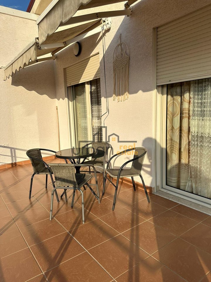 Rent, Duplex Apartment, Fresku, Tirana - 50,000 Lek | 90 m²