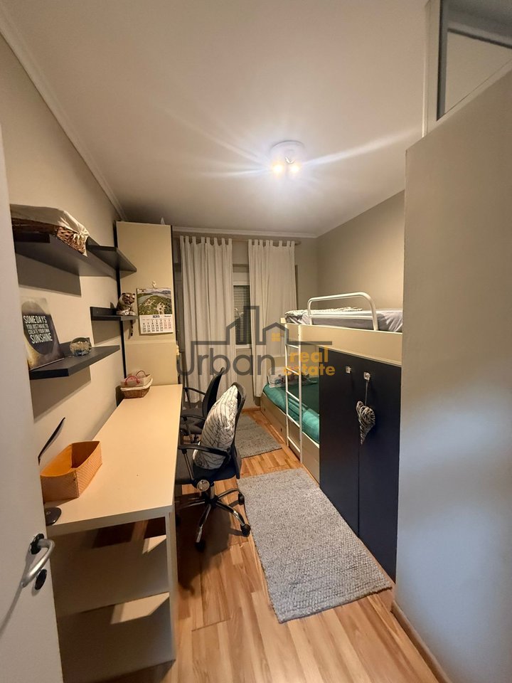 In affitto, Appartamento 2+1, 9° piano, Tirana - 700€ | 90 m²