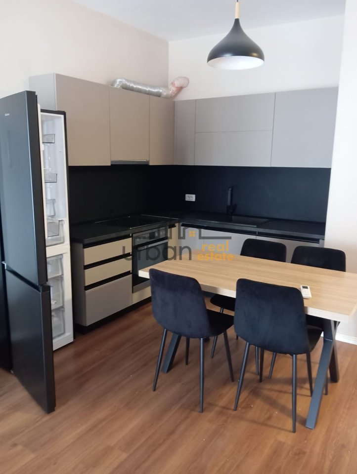 For rent, 2+1 Apartment, 5 Maji Street, Tirana - €700 | 100 m²