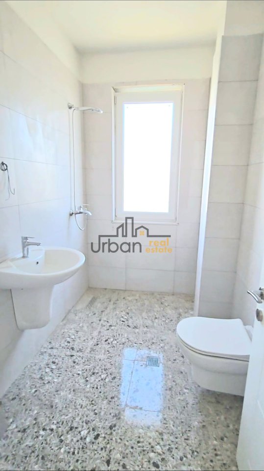 Qera, Apartament 3+1+2 , Univers City, Tirana - 550€ | 117 m²