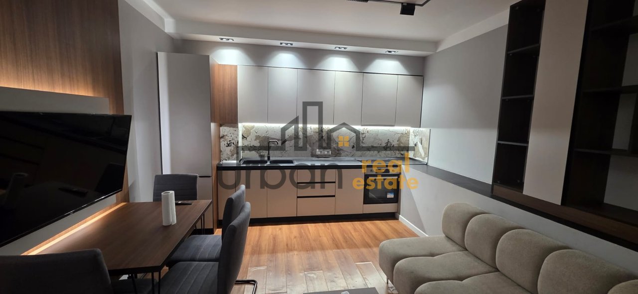 Qera, Apartament 2+1,Perball Delijorgjit, Tiranë - 800€ | 110 m²