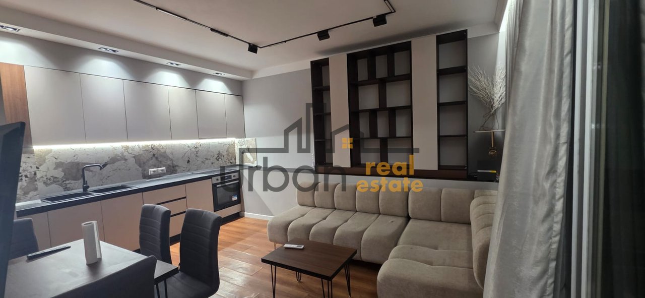 Qera, Apartament 2+1,Perball Delijorgjit, Tiranë - 800€ | 110 m²