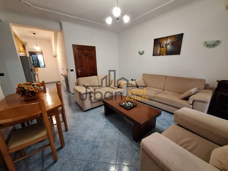 Qera, Pjesë Vile, 2+1, Bulevardi i Ri, Tiranë - 480€ | 80 m²