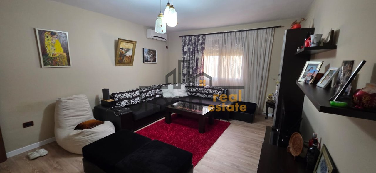 Shitet, Apartament 4+1+2 ,Ali Demi, Tiranë - 180000€ | 120 m²