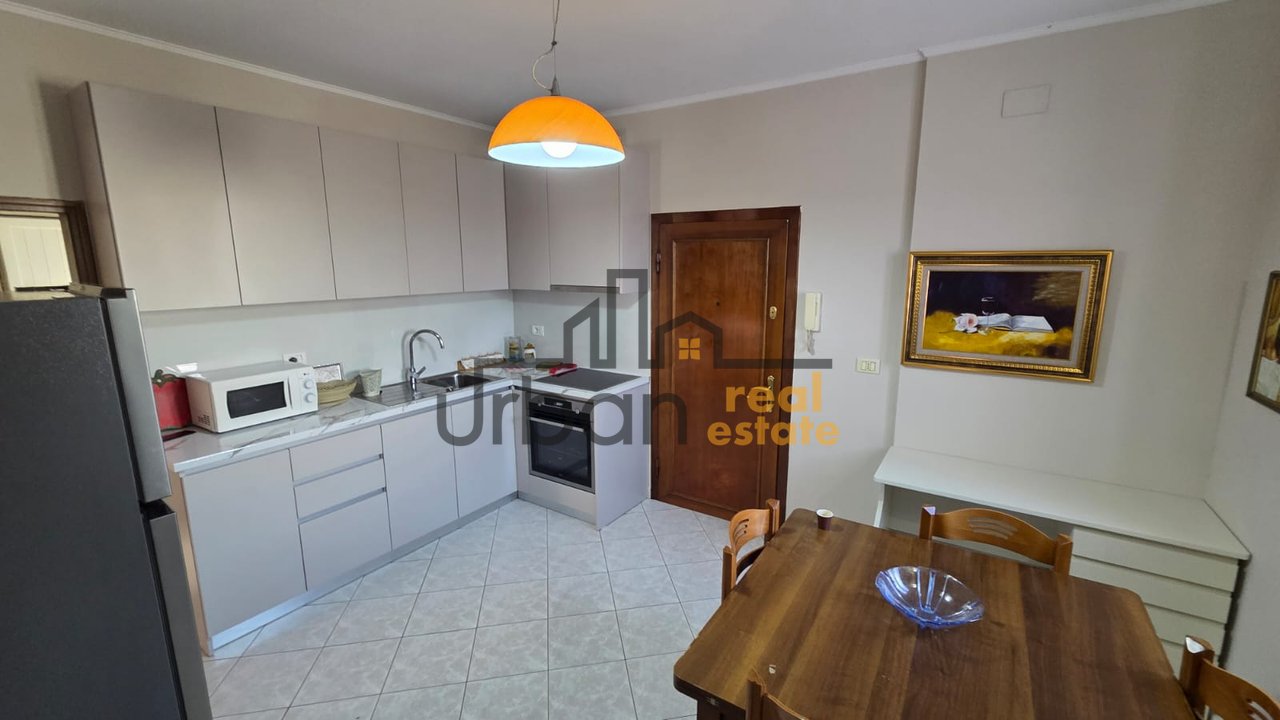 In Affitto, Appartamento 2+1+2, Brryli, Tirana - 500€ | 100 m²