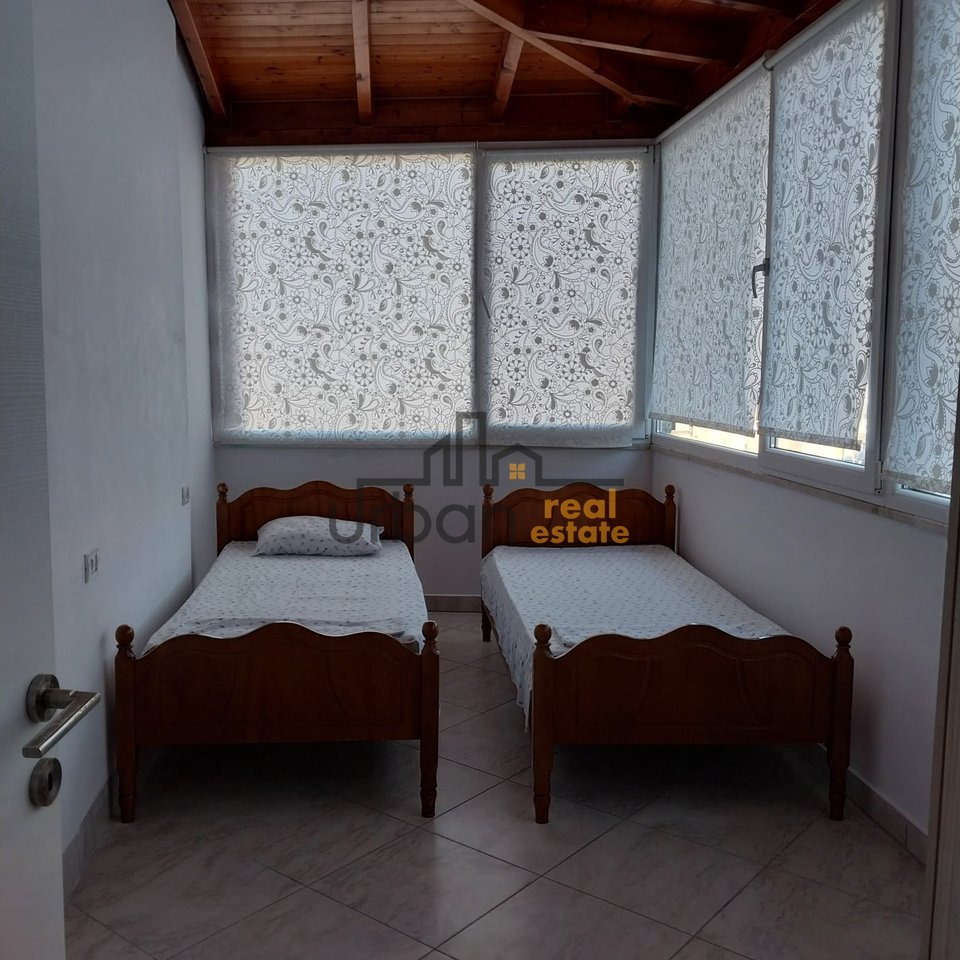 Qera, Apartament 2+1, Fresku, Tiranë - 400€ | 102 m²