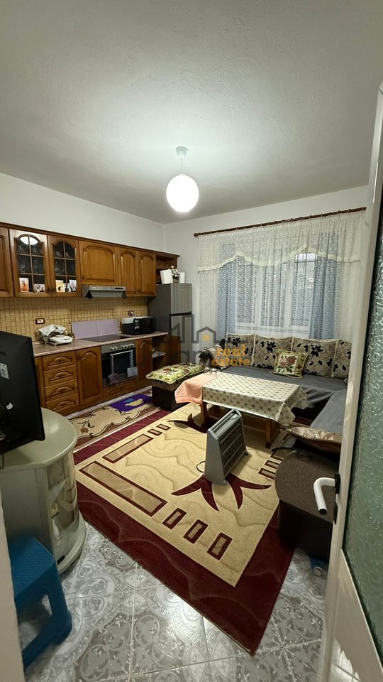 Shitje, Vilë 2 Katëshe, 3+1, Fresku, Tiranë - 240,000€ | 240 m²