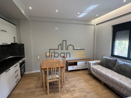 For rent, 1+1 Apartment, Fresku, Tirana - 35,000 Leke | 60 m²