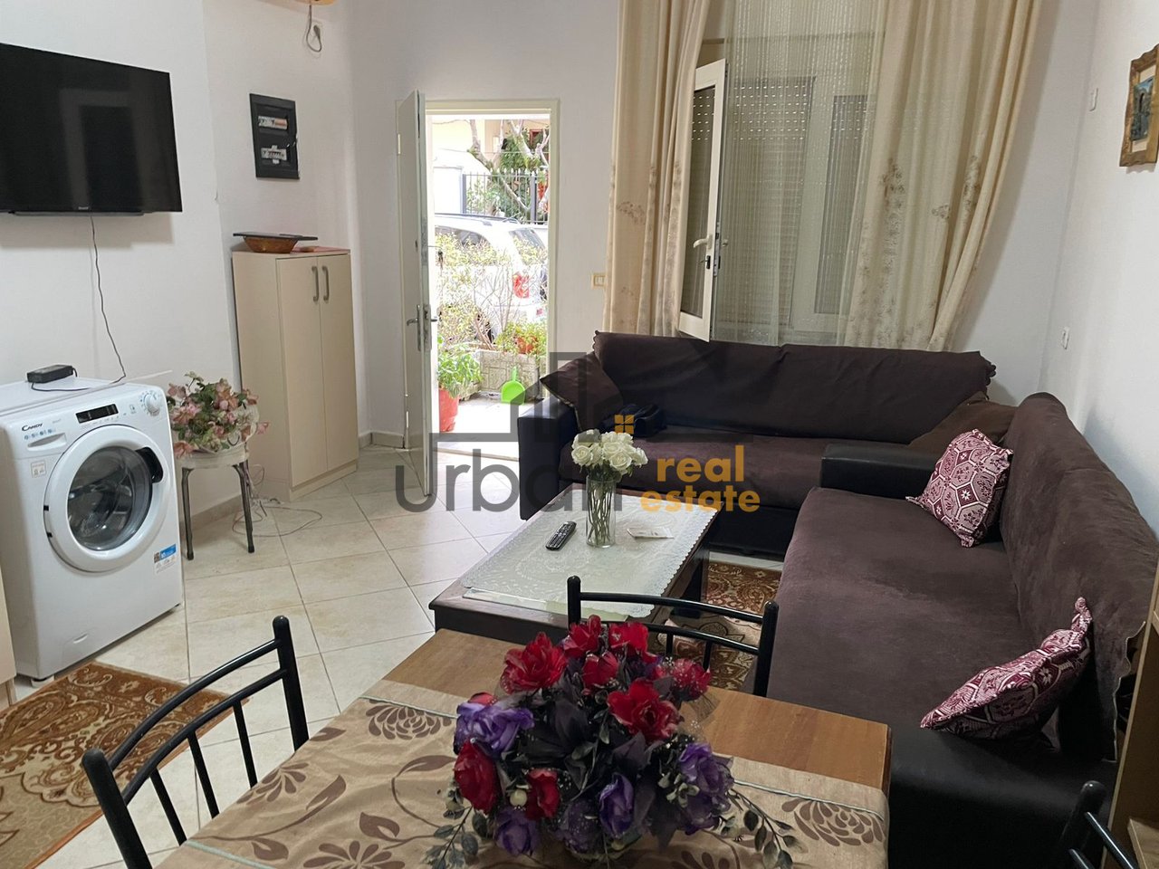 Qera, Apartament 1+1, Fresku, Tiranë - 30.000 Leke | 50 m²