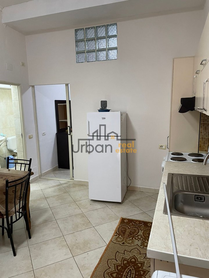 Qera, Apartament 1+1, Fresku, Tiranë - 30.000 Leke | 50 m²