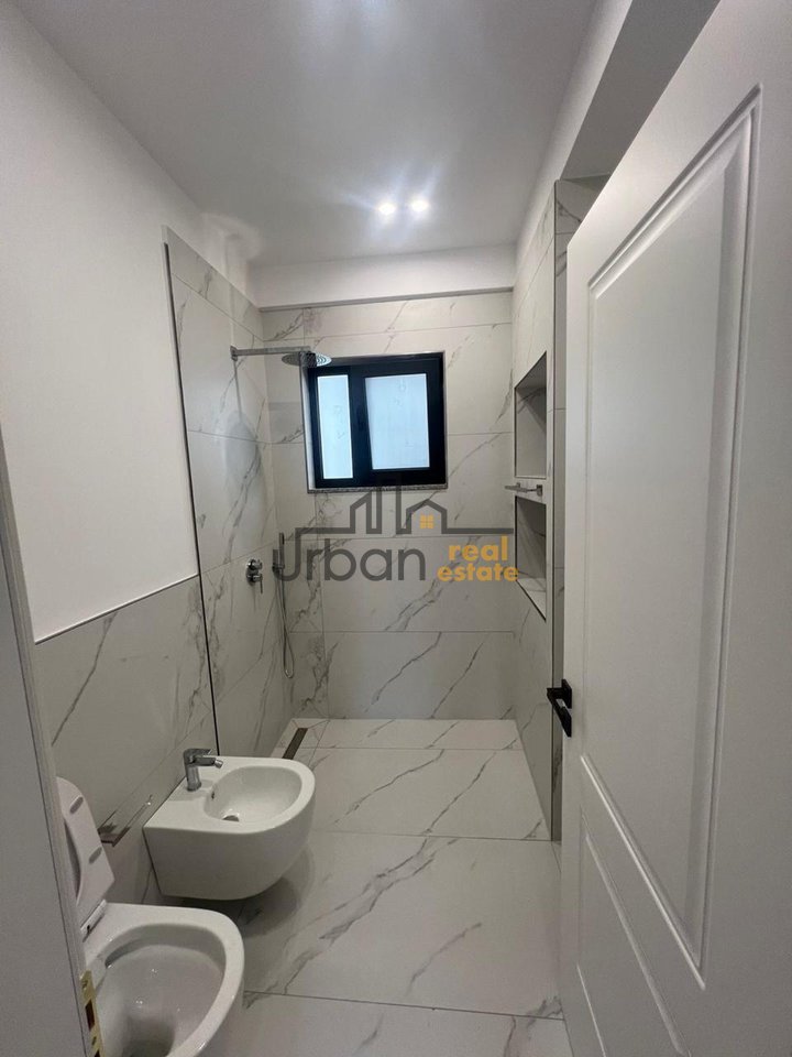 For rent, 1+1 Apartment, Fresku, Tirana - 35,000 Leke | 60 m²