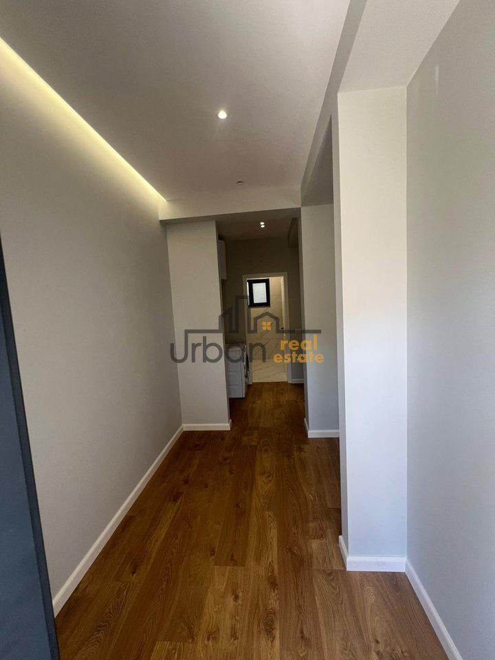 For rent, 1+1 Apartment, Fresku, Tirana - 35,000 Leke | 60 m²