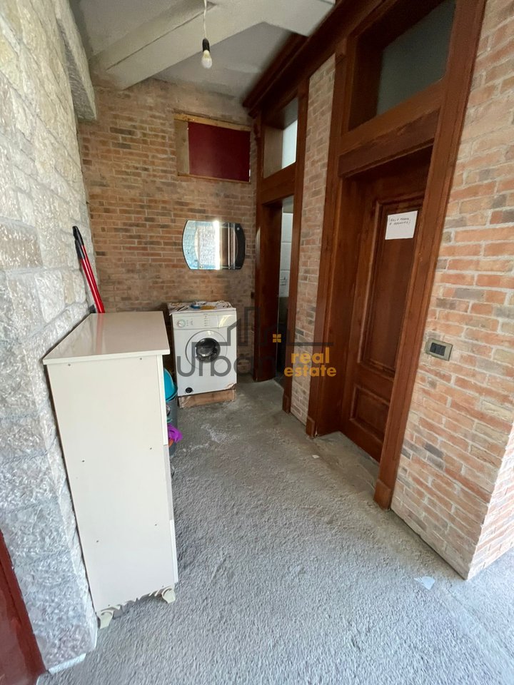 For rent, Studio apartment, Porcelain, Tirana - 30,000 leke | 45 m²