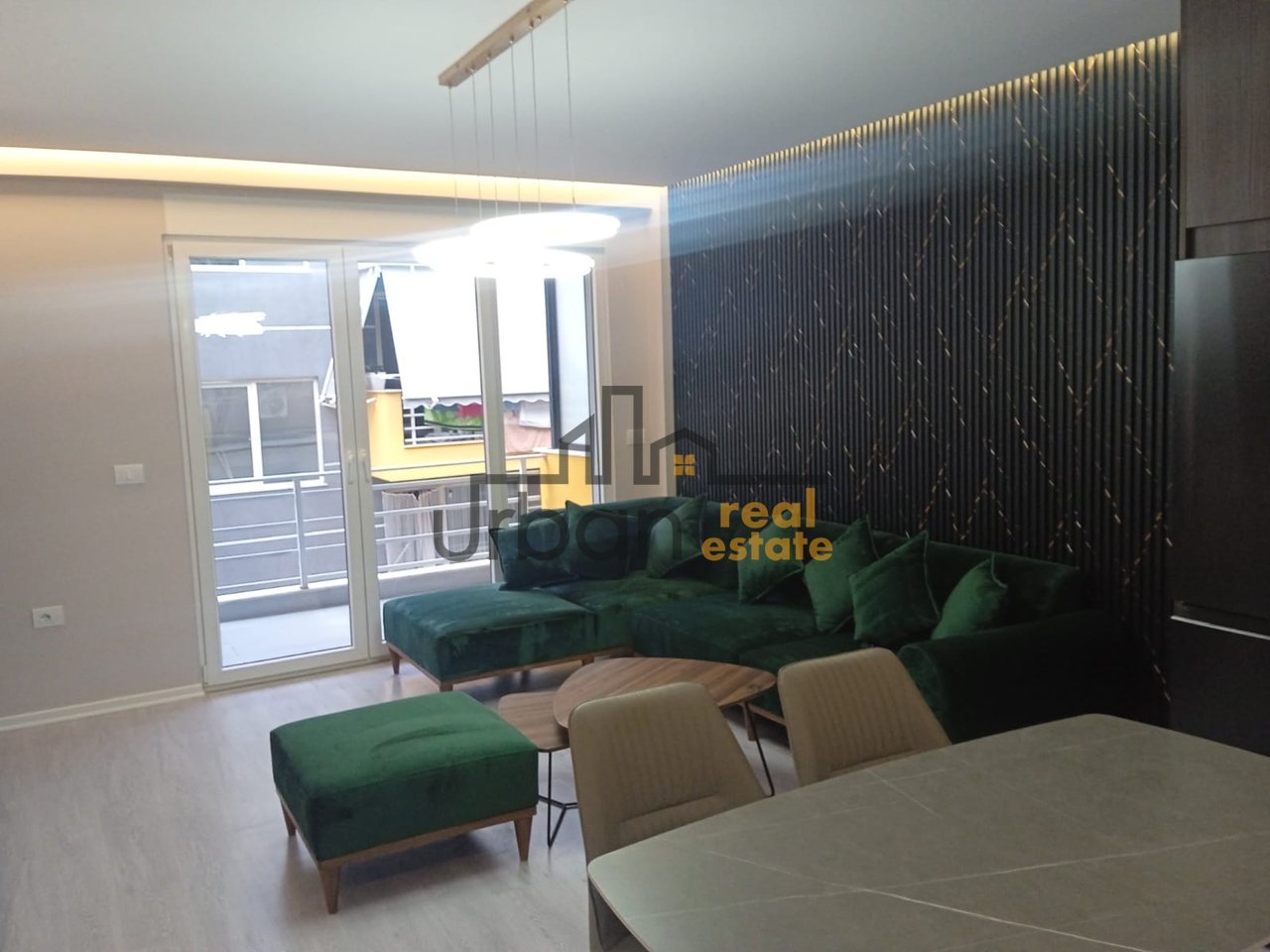 In affitto, Appartamento 2+1+Posto auto, Complesso Tom Doshi, Tirana - 550€ | 120 m²