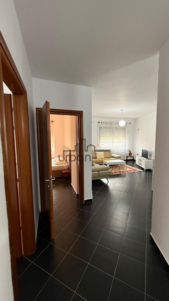 Qera , Apartament 2+1, Kopshti Botanik , Tiranë - 400€ | 90 m²