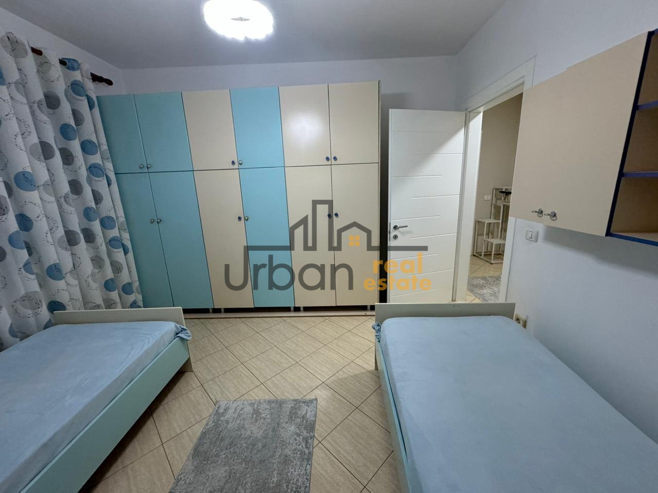 Qera, Apartament 2+1+2, Fresku, Tiranë - 700€ | 120 m²