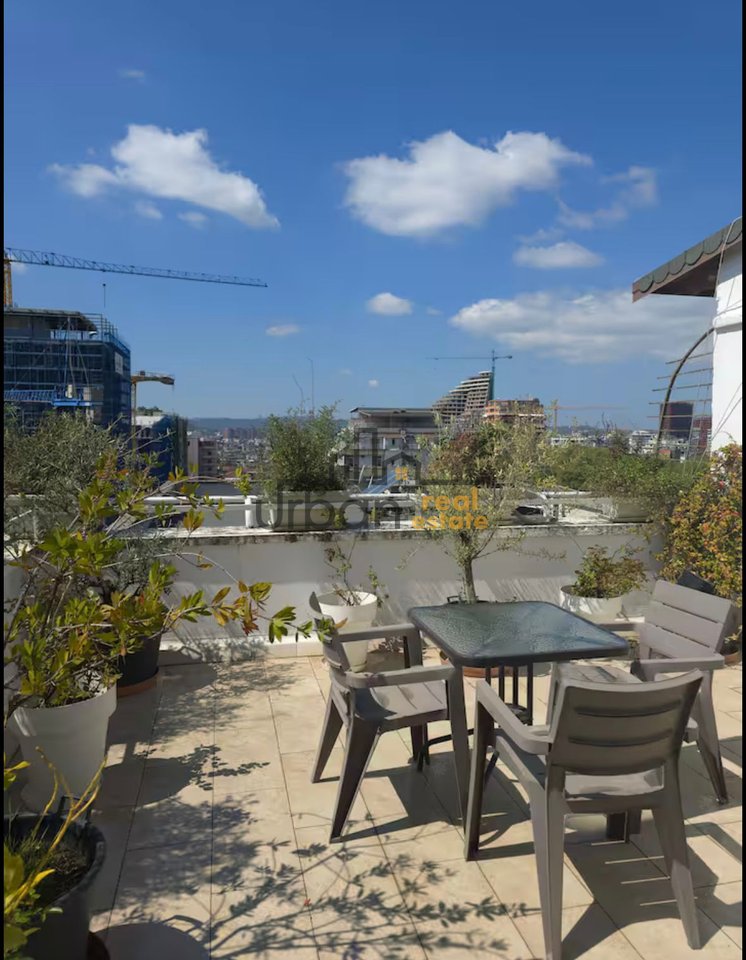 Qera, Apartament 2+1, Blloku përball SKY Tower, Tiranë - 1200€ | 145 m²