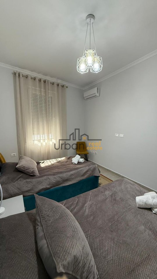 Affitto, Appartamento 2+1+2, Centro, Tirana - 1000€ | 110 m²