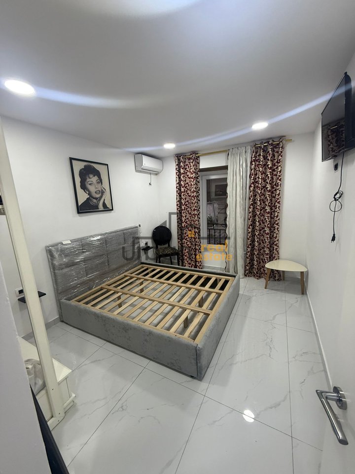 For rent, 1+1 Apartment, Barrikadave Street, Tirana - €450 | 60 m²