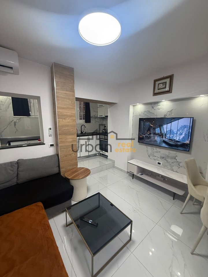 For rent, 1+1 Apartment, Barrikadave Street, Tirana - €450 | 60 m²