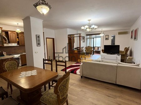 Rent, Apartment 3+1+2, 21 Dhjetori, Tirana - 110,000 Lek | 150 m²