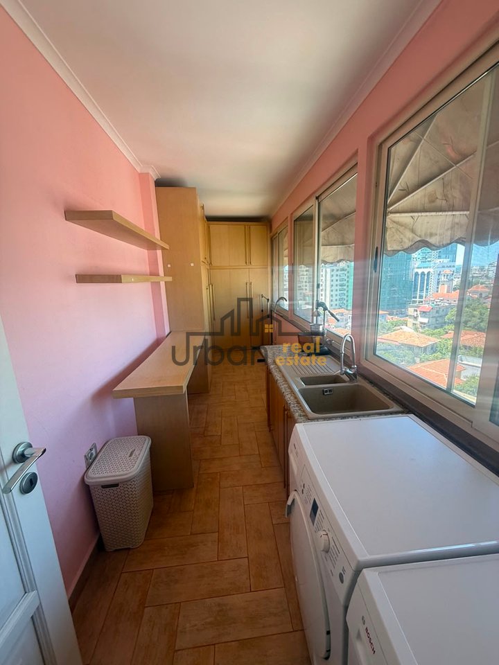 In vendita, Appartamento Duplex, Myslym Shyri, Tirana - 537.000€ | 215,5 m²
