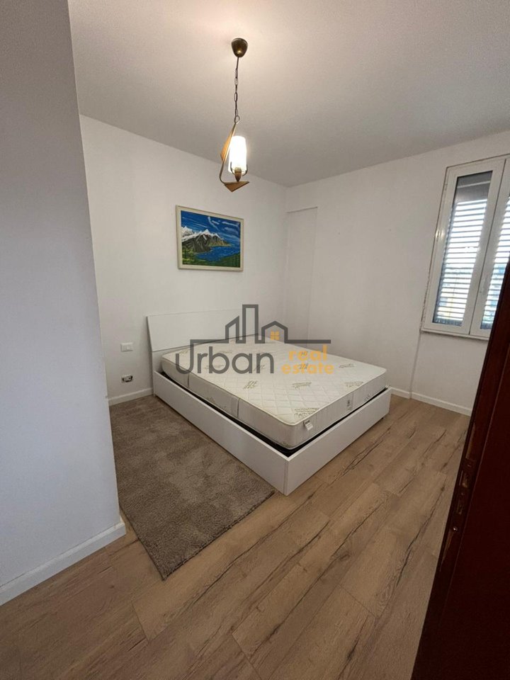 Rent, Apartment 3+1+2, 21 Dhjetori, Tirana - 110,000 Lek | 150 m²